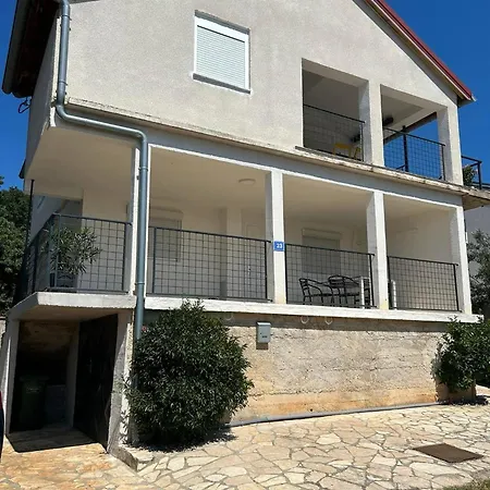Manda Apartment
