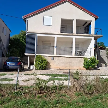 Apartment Manda Maslenica